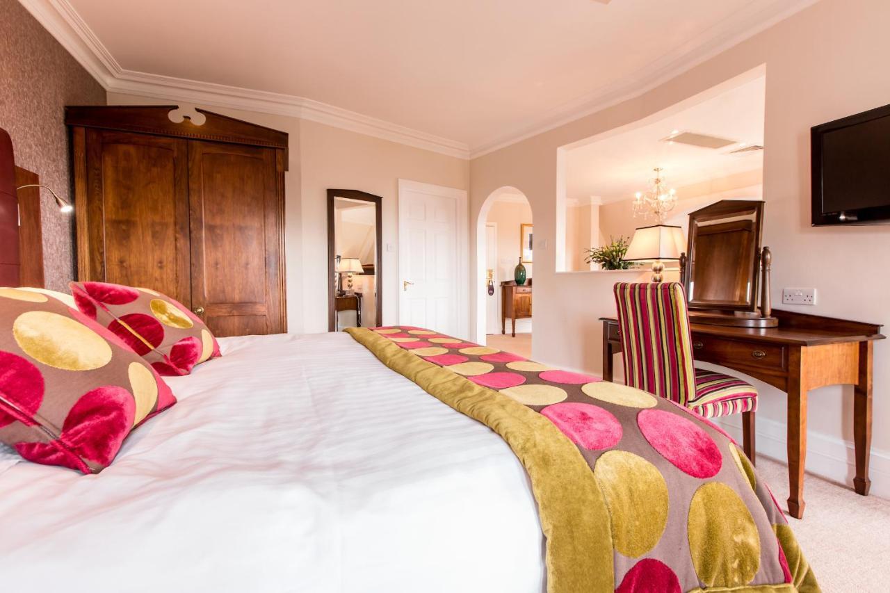 הוליווד The Culloden Estate And Spa מראה חיצוני תמונה A bedroom at the hotel