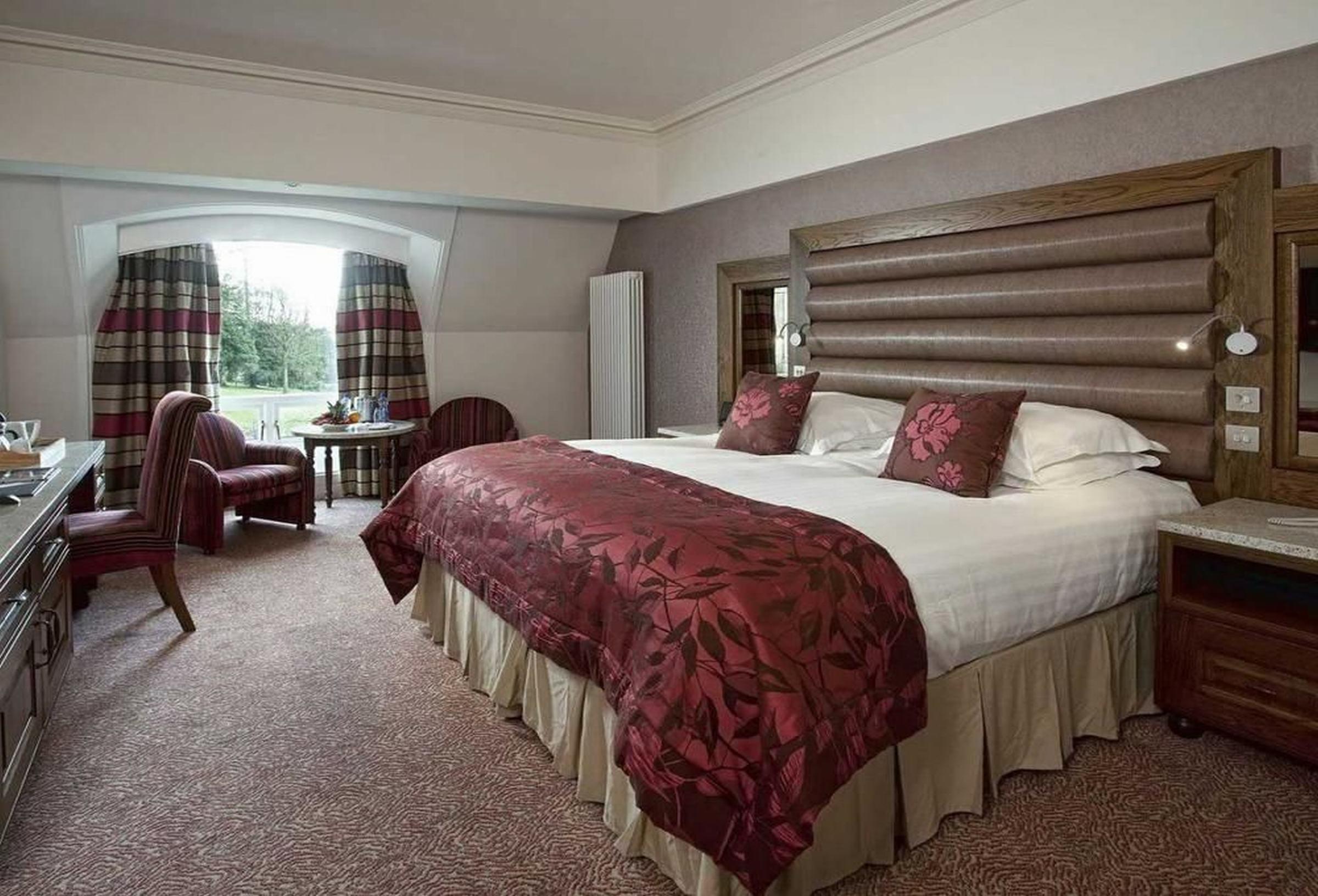 הוליווד The Culloden Estate And Spa מראה חיצוני תמונה A bedroom at the hotel