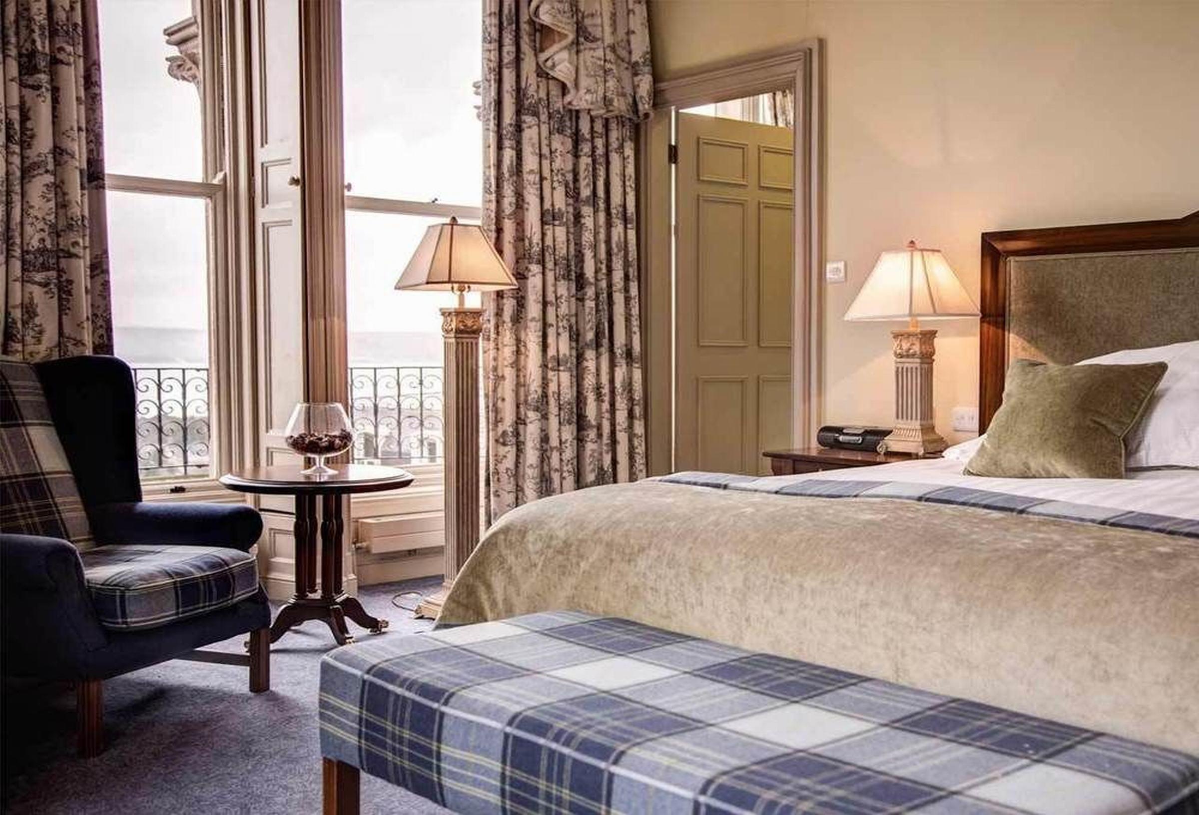 הוליווד The Culloden Estate And Spa מראה חיצוני תמונה A bedroom at the hotel