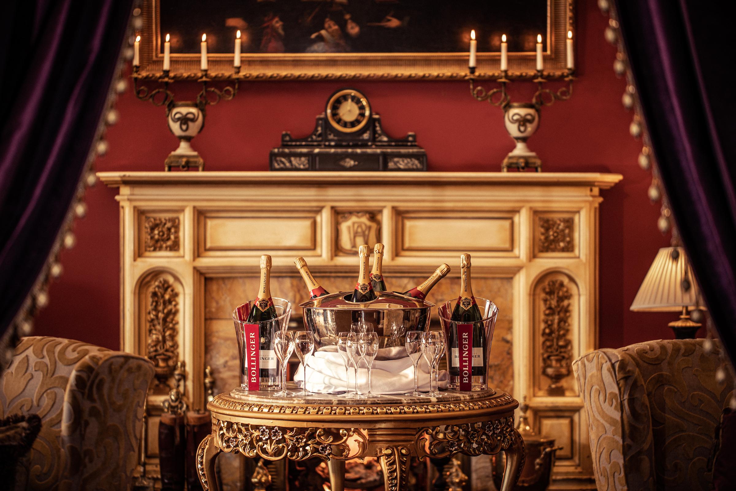 הוליווד The Culloden Estate And Spa מראה חיצוני תמונה The fireplace at the Bellagio