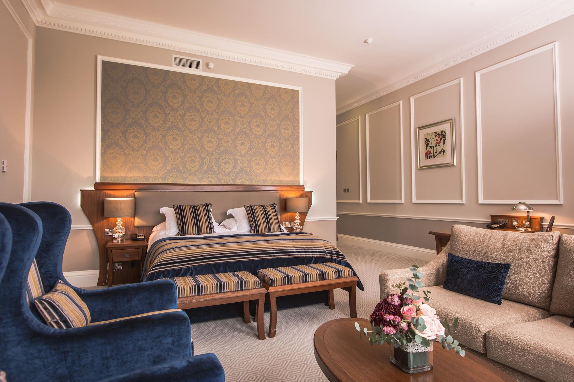 הוליווד The Culloden Estate And Spa מראה חיצוני תמונה A bedroom at the hotel